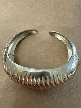 Vintage 1940s SIGNED CORO PEGASUS  GOLDEN DOMED CUFF BRACELET HINGED